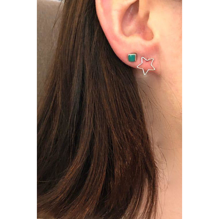 White geométry stud earrings